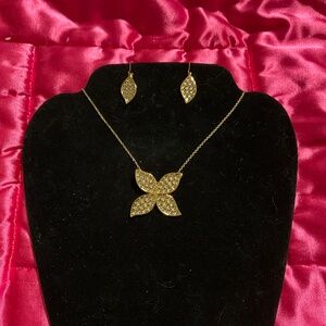 Touchstone Gold Tone Crystal Blossom Necklace & Earrings Set – New Never Worn